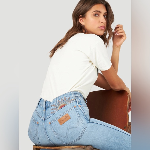 Wrangler Women's Westward 626 Heritage Boot Cut Jeans - Light Blue - Picture 5 of 5